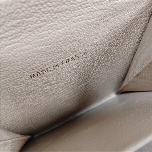 Chanel Compact Wallet - Beige - Picture 8 of 9